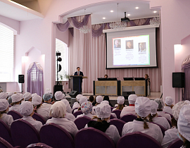 Научно-практическая конференция в Казанском медицинском колледже: студенты и профессионалы обсудили преемственность в лабораторной диагностике